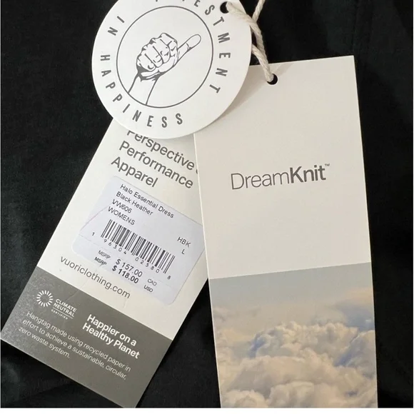 Vuori Halo Essential Dress
Women's DreamKnit Dress HEATHERED BLACK SIZE LARGE - Picture 10 of 13